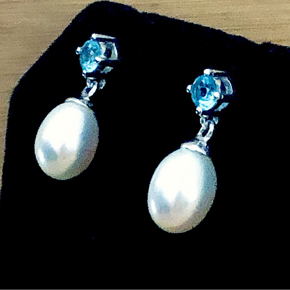 $58  Carolyn Pollack Stud Estate Earrings  Sterling Silver  Marked CP 925